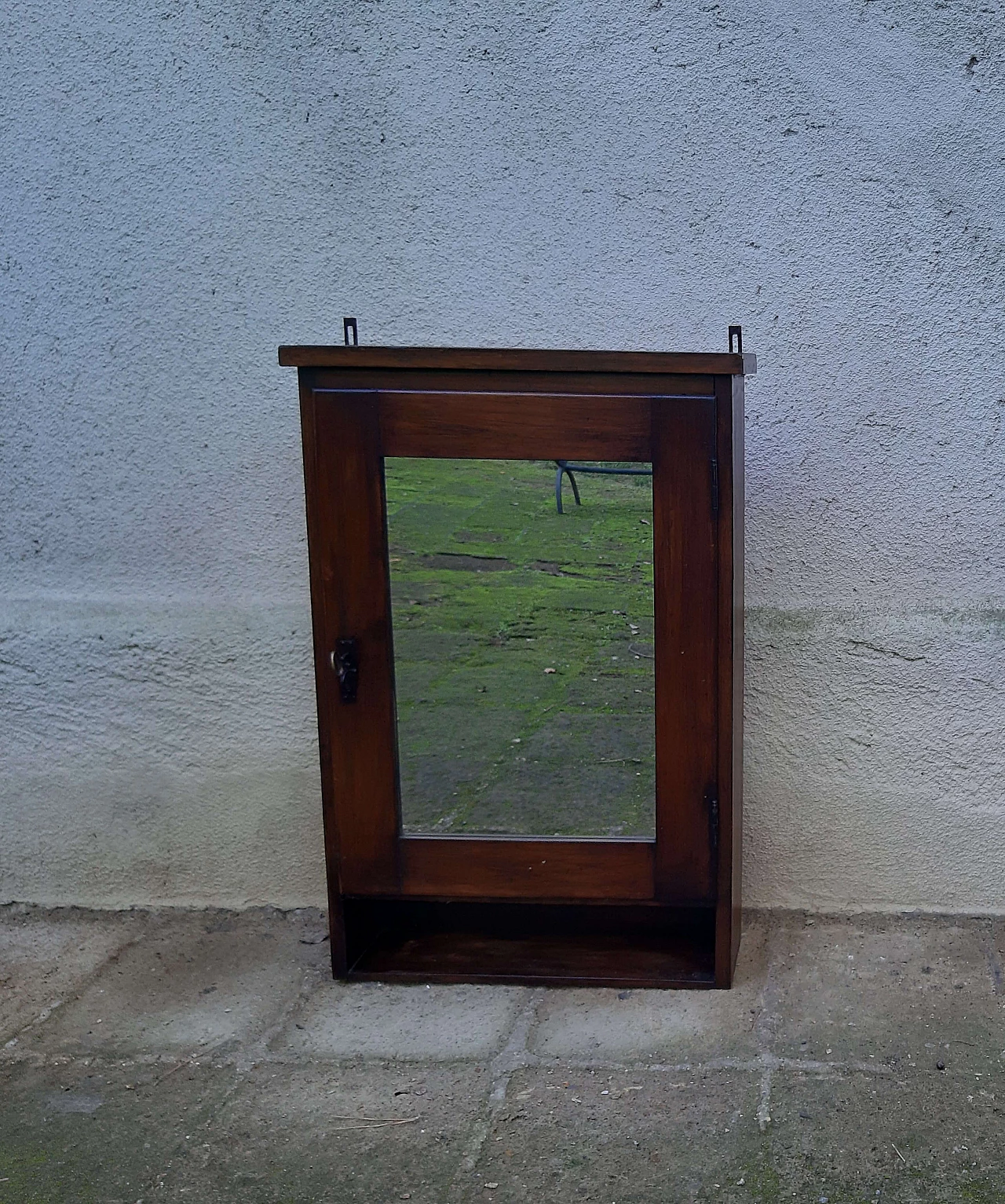 Mobiletto in noce con anta a specchio 1157594