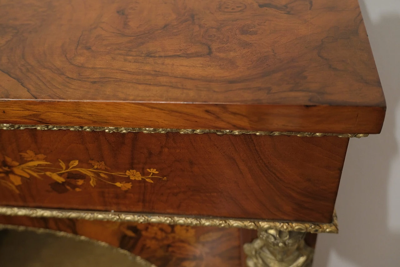 Vetrina Inglese in radica di noce, metà dell'800 1158098