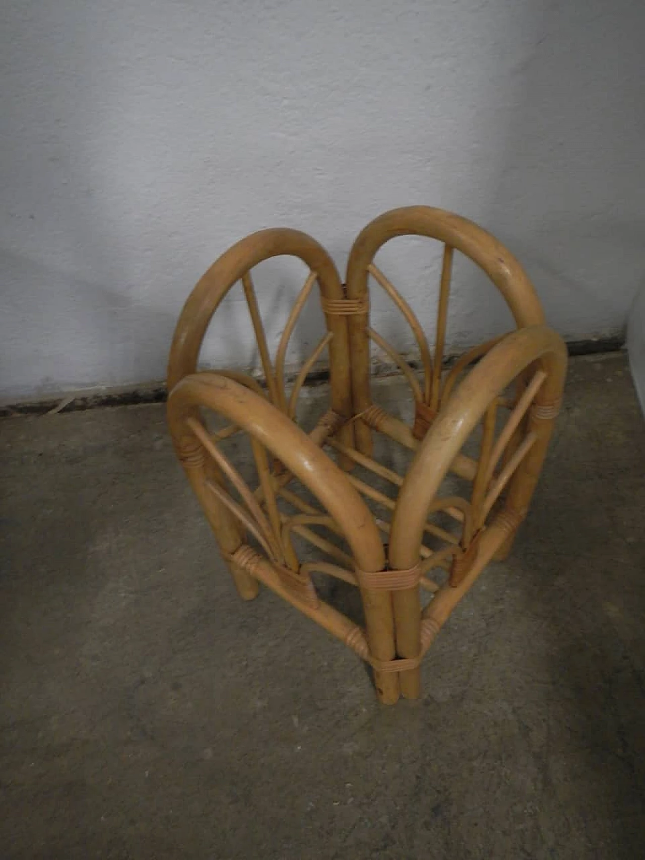 Wicker flower stand, 1970's 1158750
