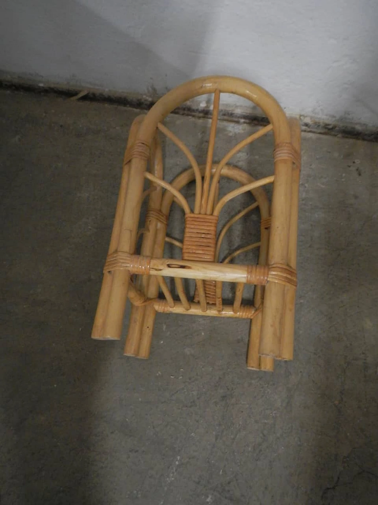 Wicker flower stand, 1970's 1158754