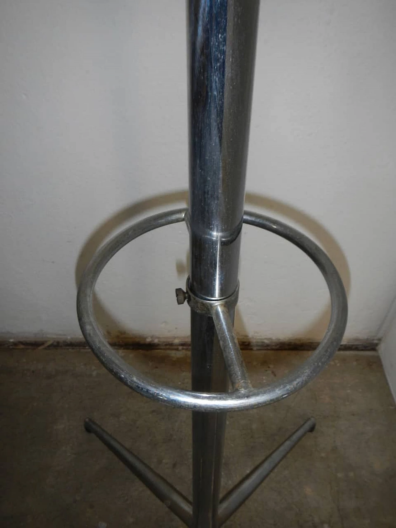 Chromed metal office coat rack, 1950s 1158759