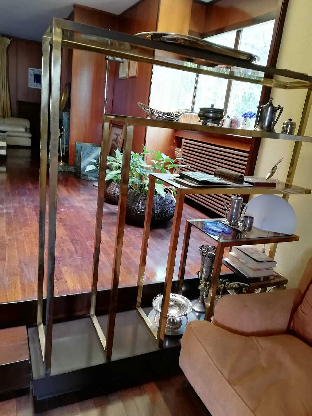 Crystal and brass bookcase by Romeo Rega, 70s 1158924