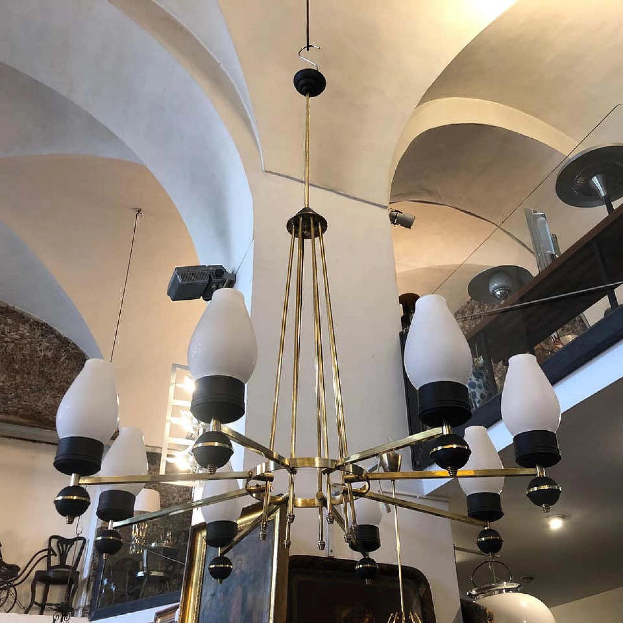 Italian Gio Ponti style brass and black metal round chandelier, 50s 1159485