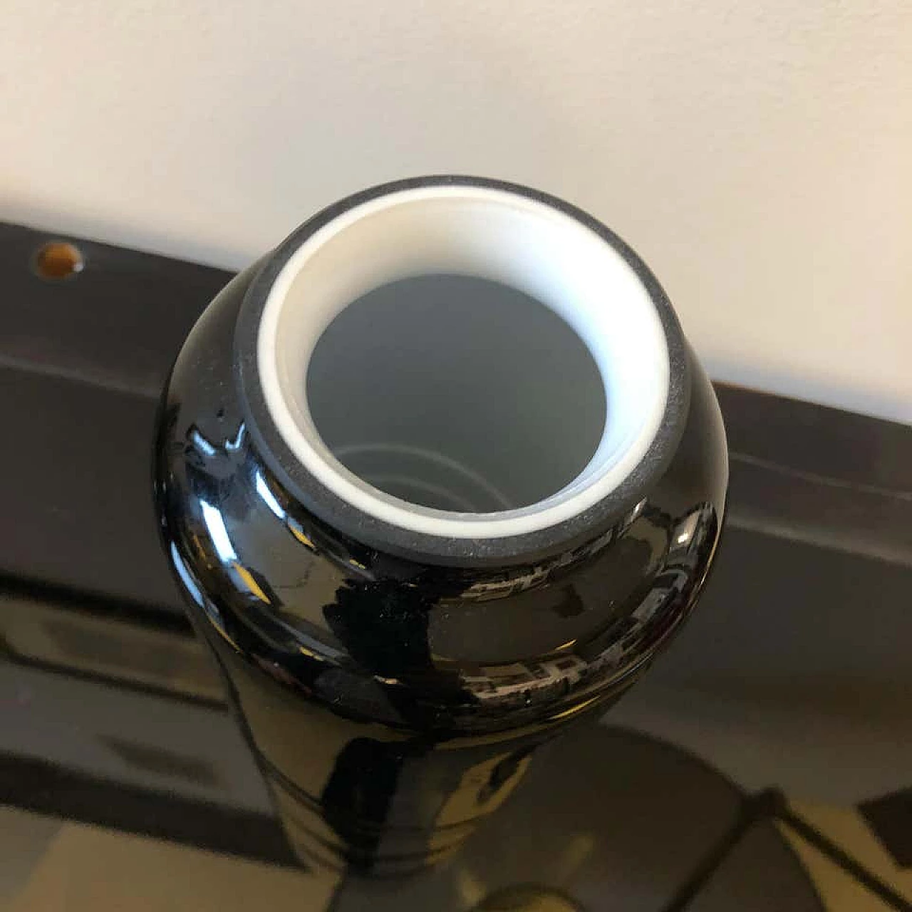 Vaso in vetro di Murano bianco e nero di De Majo, anni '70 1160578