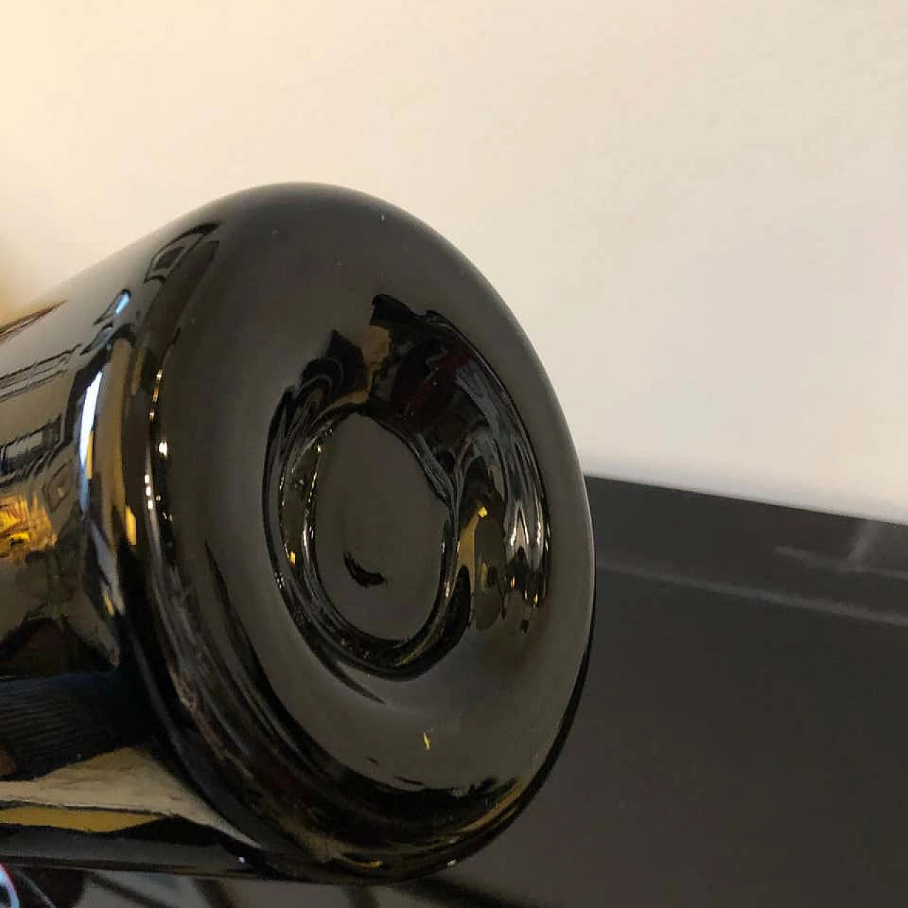 Vaso in vetro di Murano bianco e nero di De Majo, anni '70 1160580