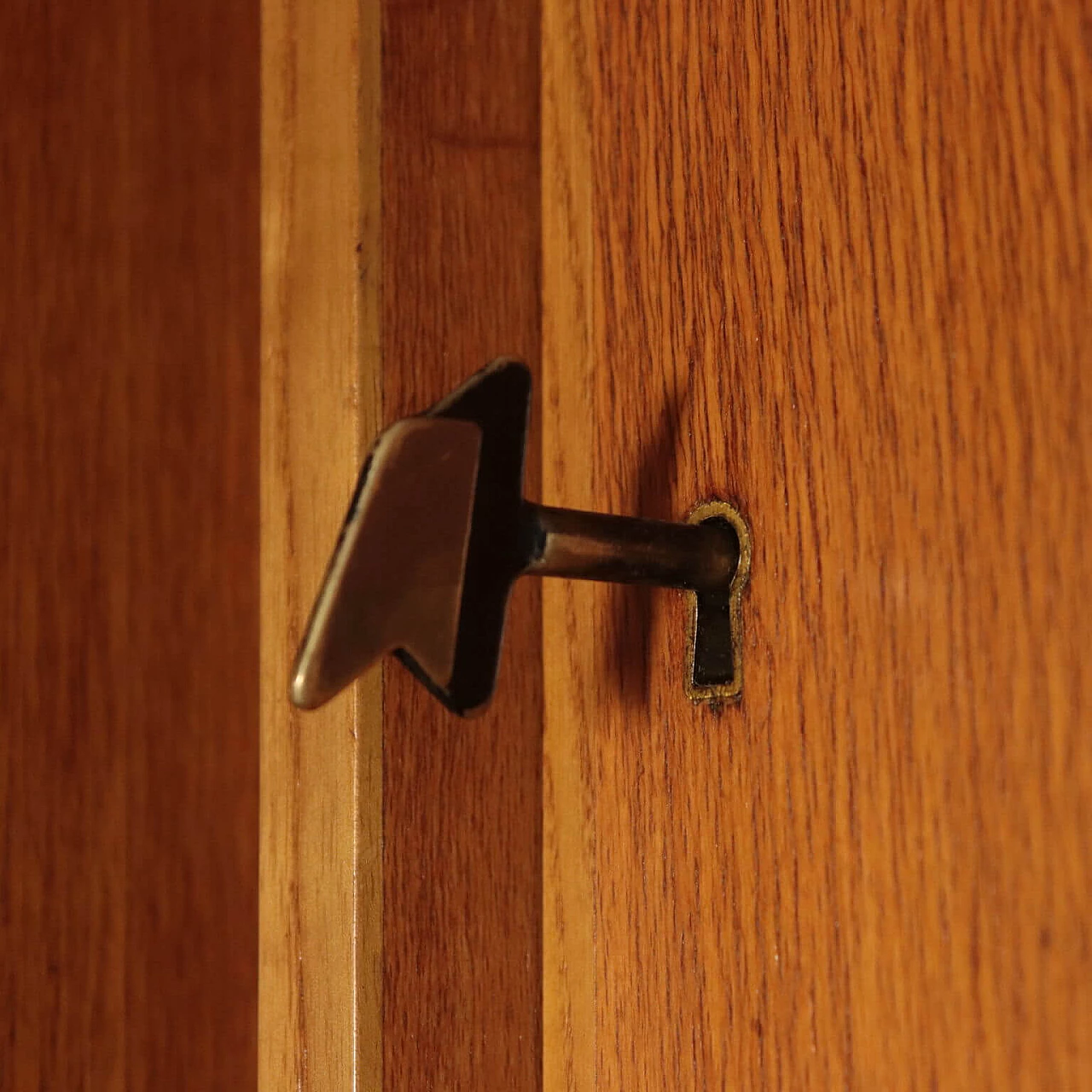 Libreria in faggio di Mario Vender, anni '60 1160854