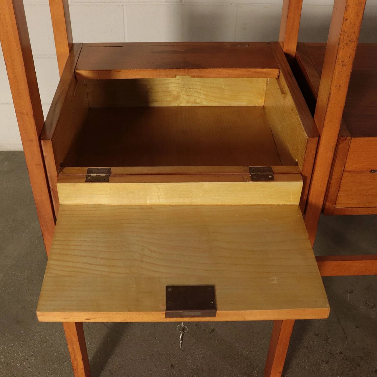 Libreria in faggio di Mario Vender, anni '60 1160856