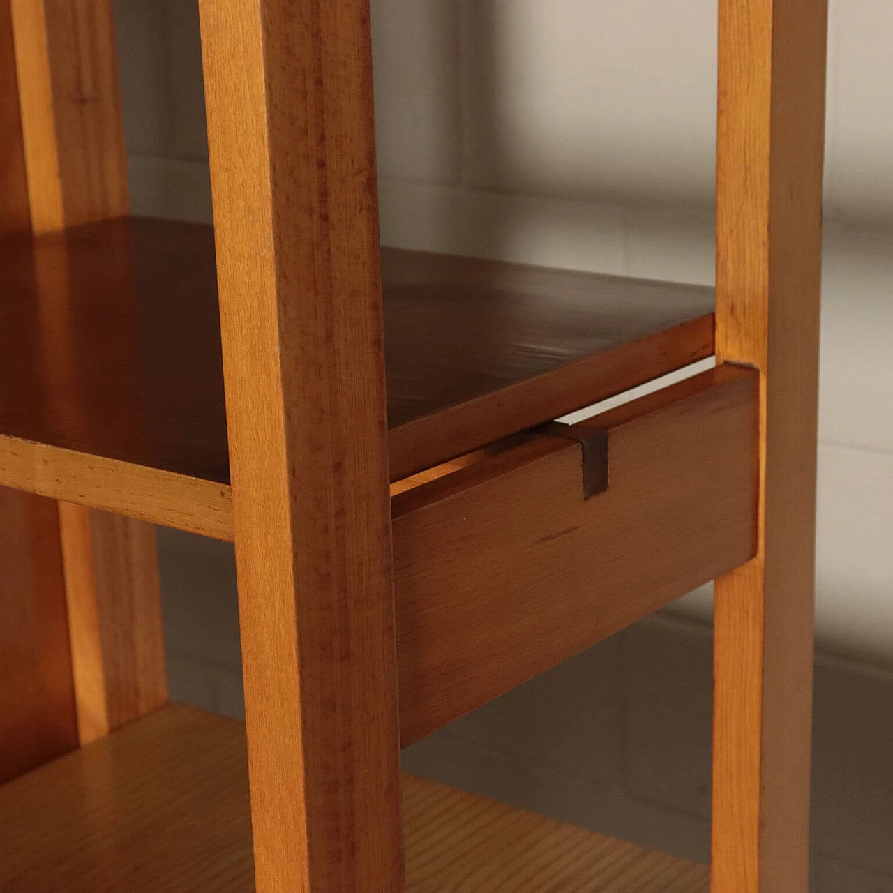 Libreria in faggio di Mario Vender, anni '60 1160860