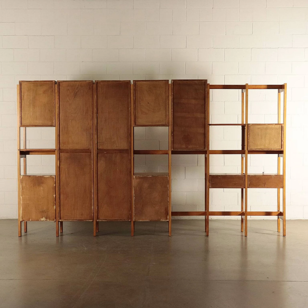 Libreria in faggio di Mario Vender, anni '60 1160865