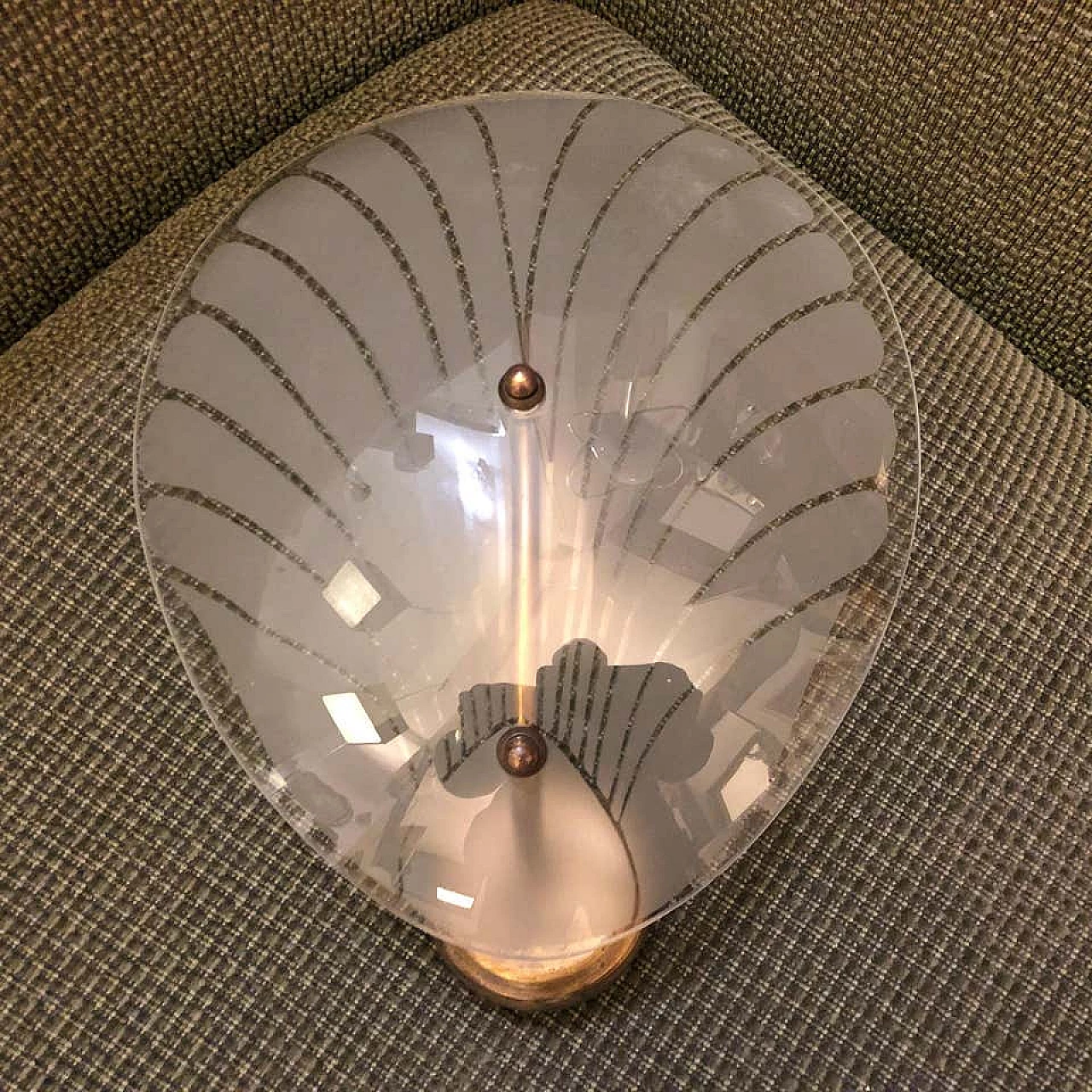 1 applique Art Déco in ottone e vetro a conchiglia, anni '30 1161149