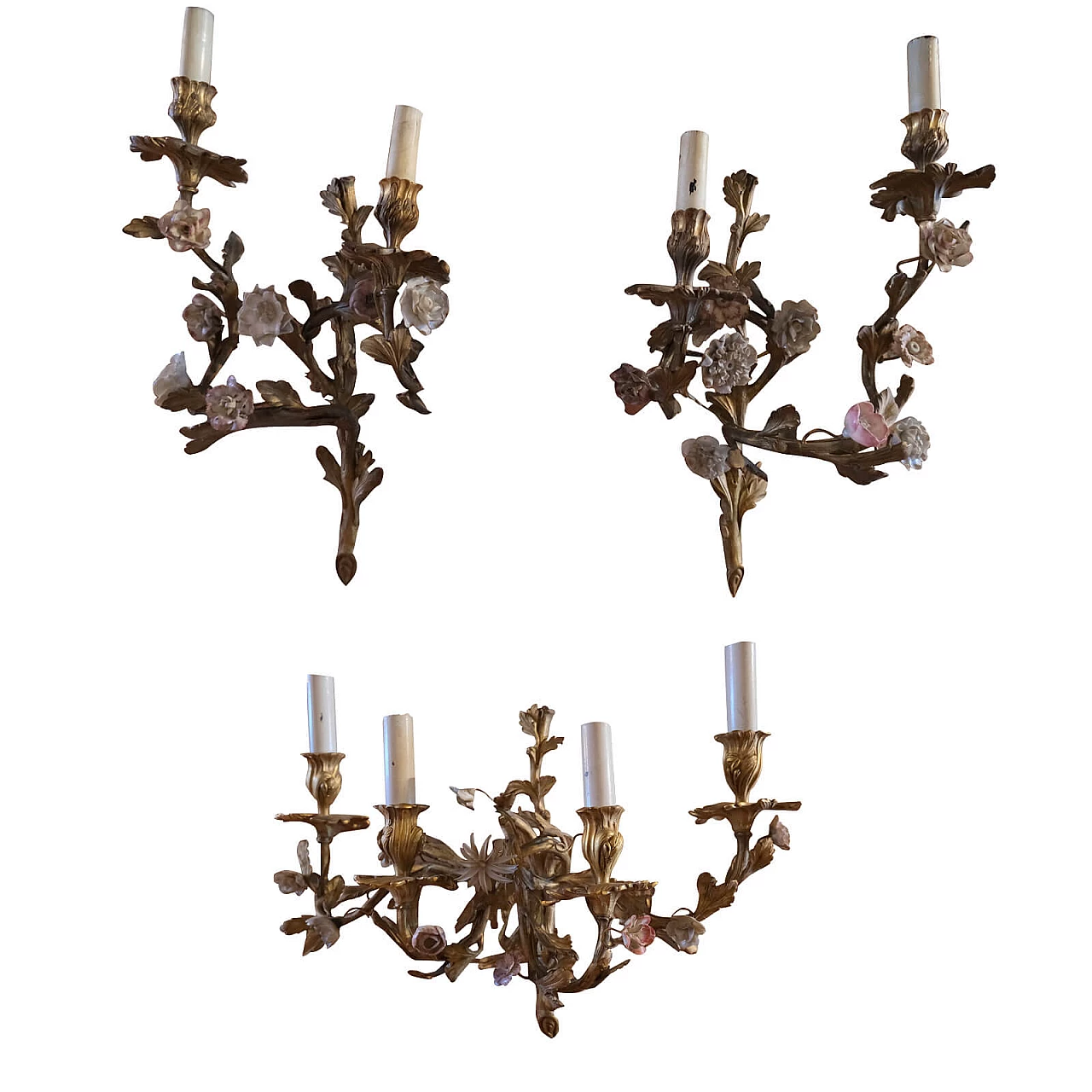 3 French wall sconces in gilded bronze and polychrome porcelain, 19th century 1161247