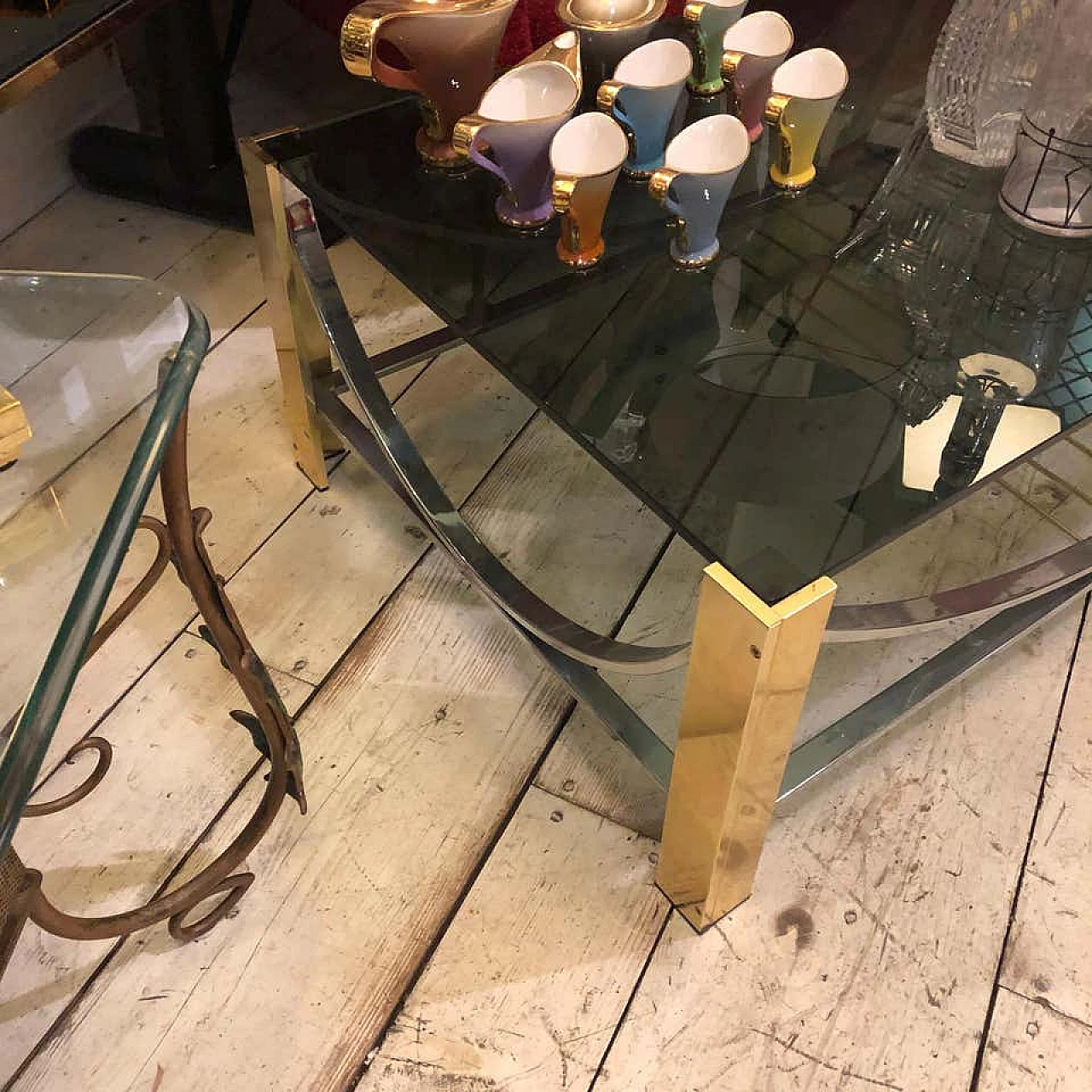 Tavolino da caffè in ottone, acciaio e vetro fumé, anni '70 1161269