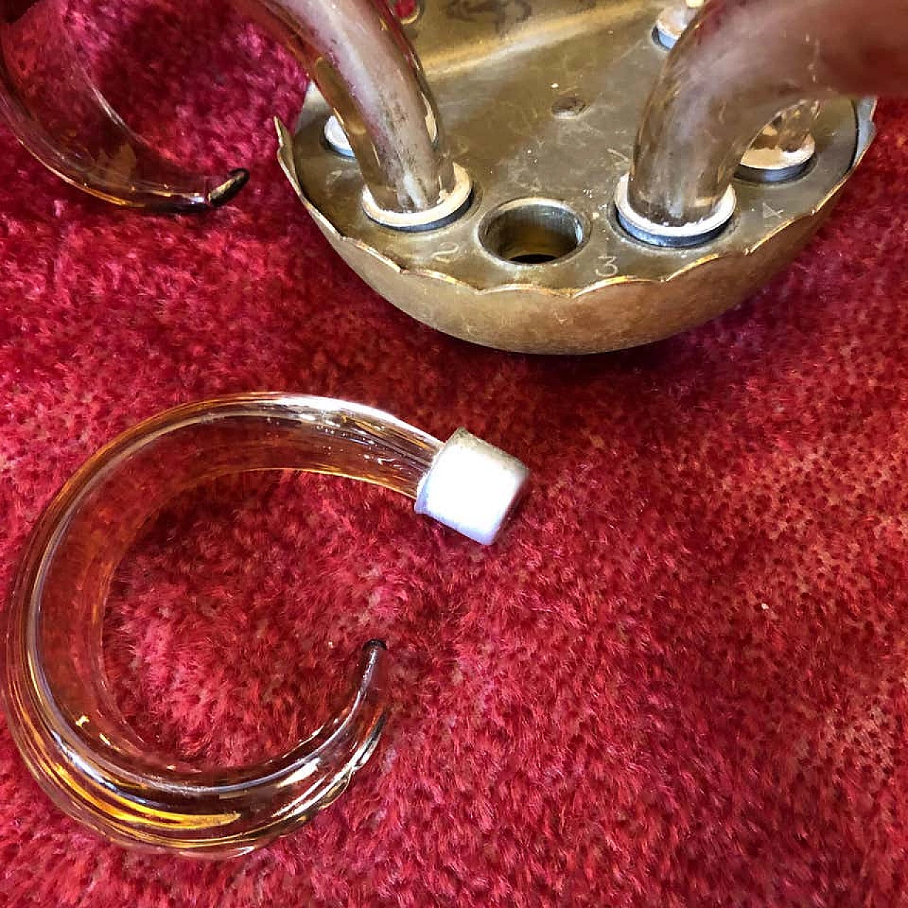 Pair of italian Murano glass and brass wall sconces by Barovier, 60s 1161784