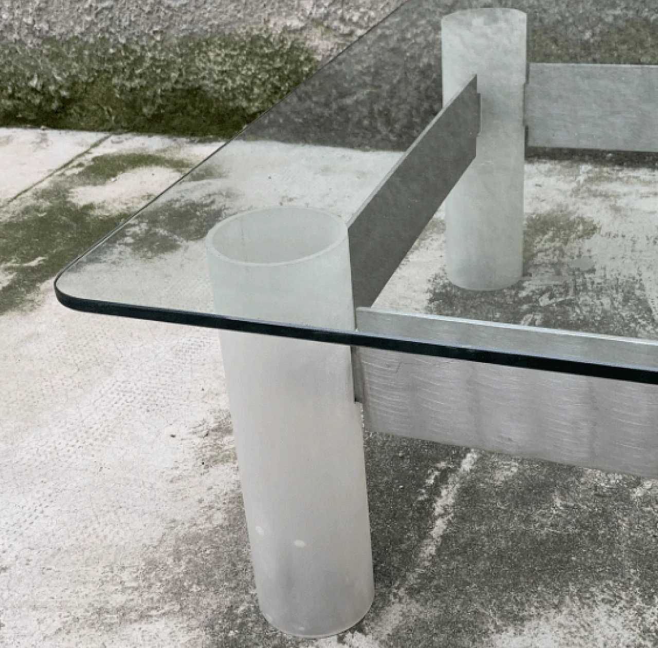 Italian coffee table in plexiglass and aluminium, 70s 1161930