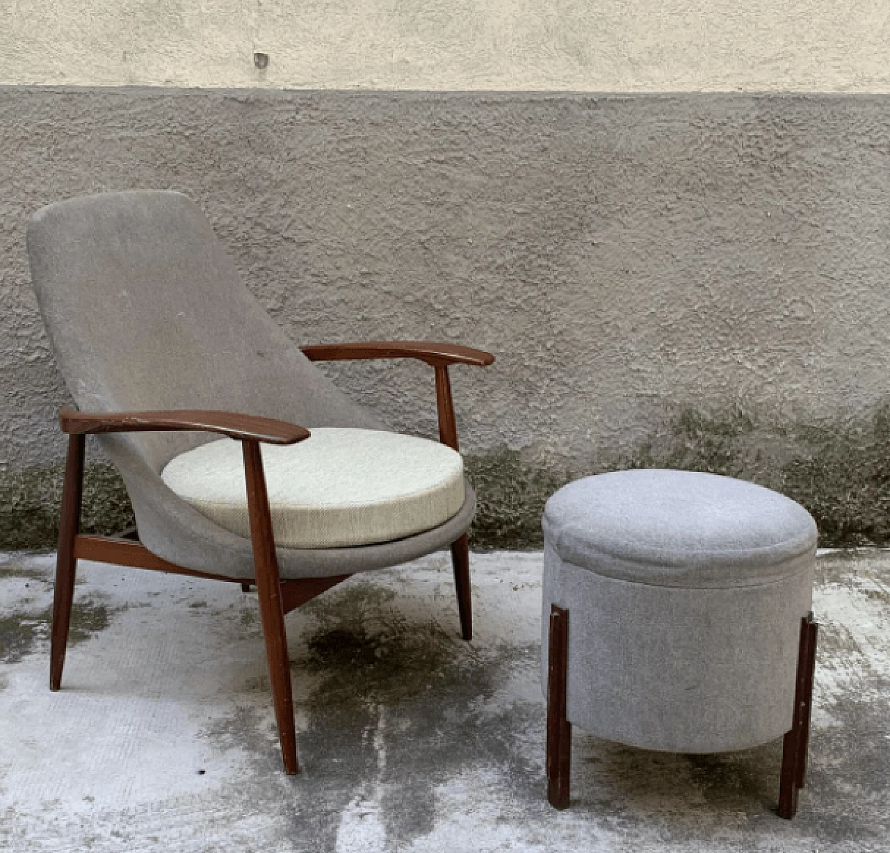 Italian armchair and pouf by Fratelli Marelli for Framar, 50's 1162942