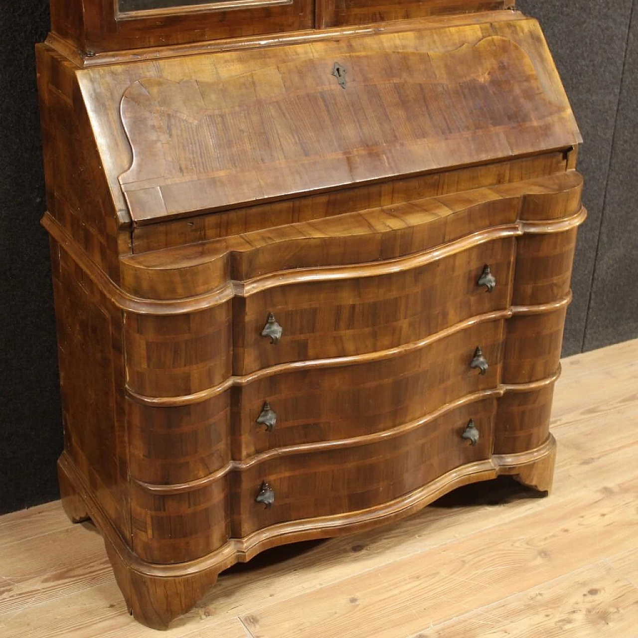 Veneto Trumeau in walnut, briar, cherry and beech wood 1163321