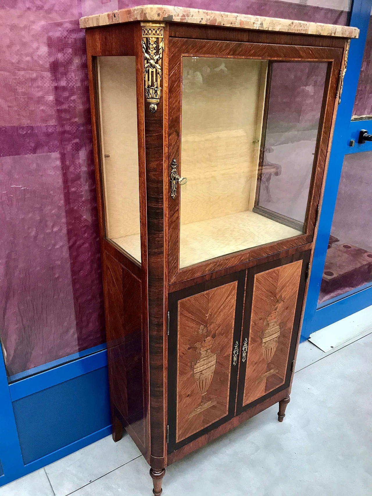 Small inlaid and paved display case by Gouffe Jeaune, 19th century 1163405