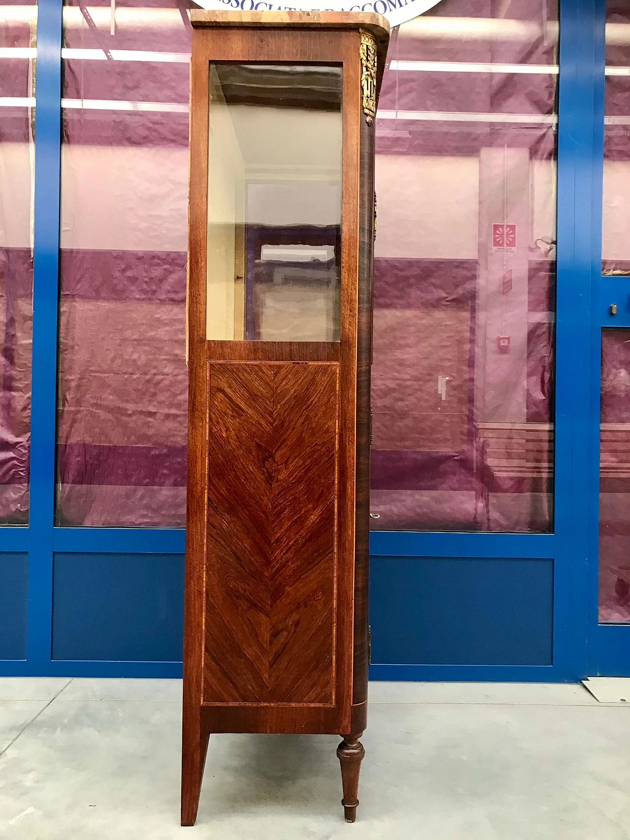 Small inlaid and paved display case by Gouffe Jeaune, 19th century 1163406