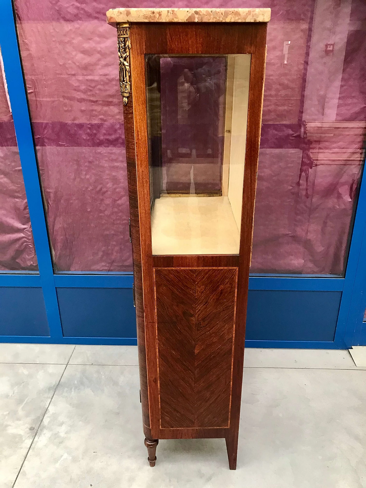 Small inlaid and paved display case by Gouffe Jeaune, 19th century 1163407