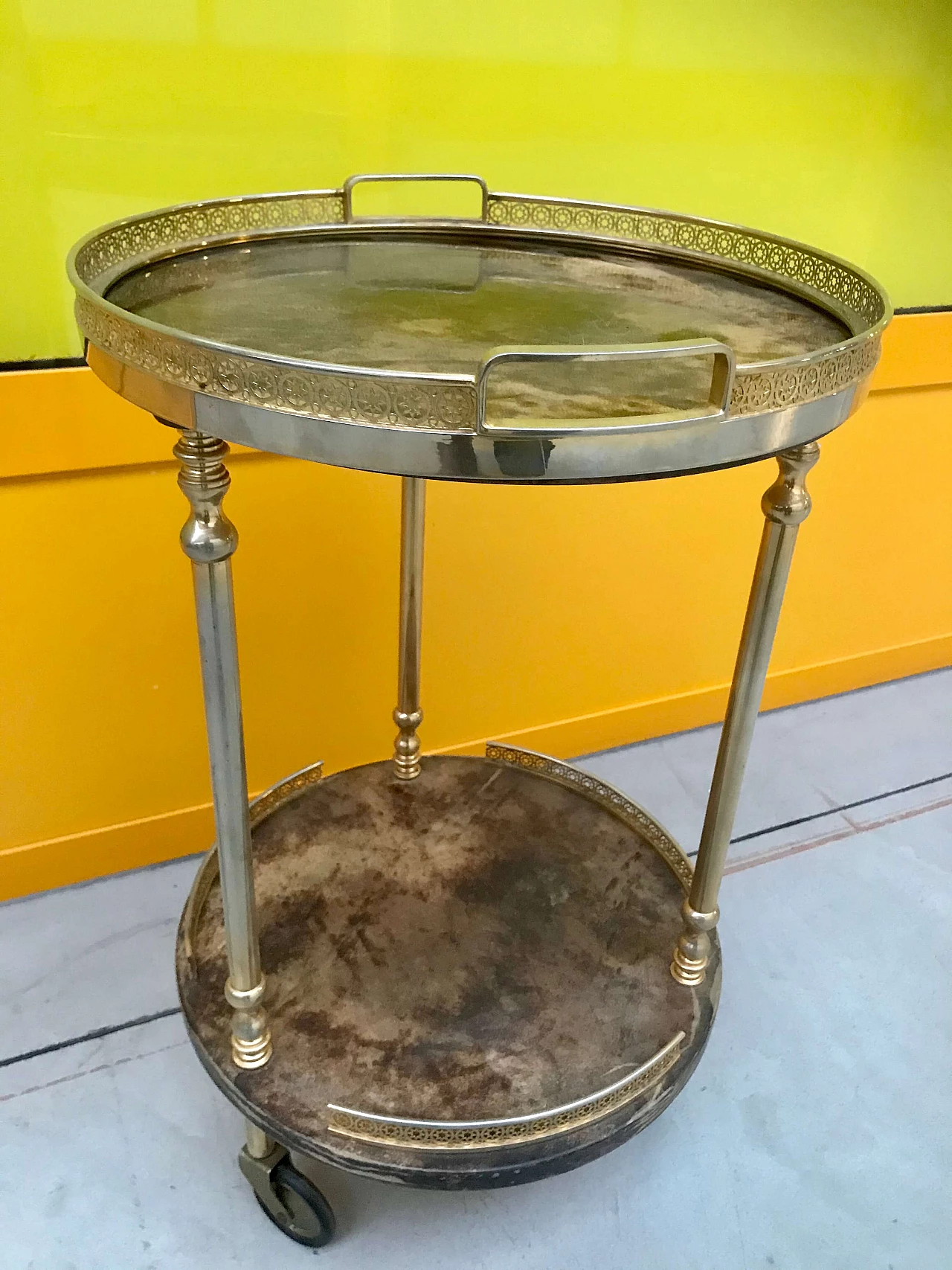 Aldo Tura's bar trolley in parchment and golden brass 1164285