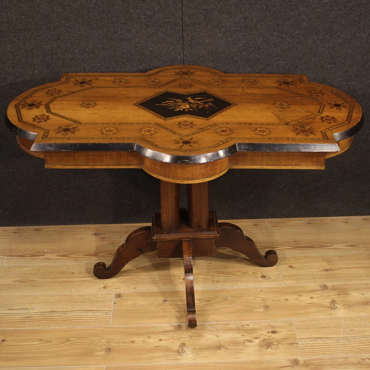 Italian inlaid table, 19th century 1164637