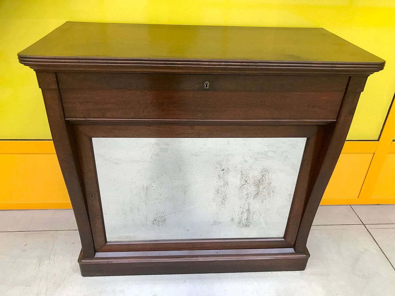 Credenza o consolle a secretaire Carlo X con specchio al mercurio e struttura in mogano, '800 1165221