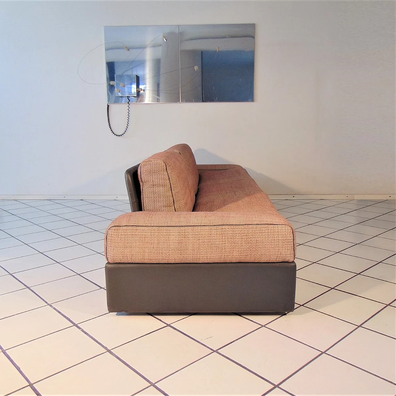 Divano 4 posti pelle grigia cuscini pelle e seta, Sormani 1984 1165237