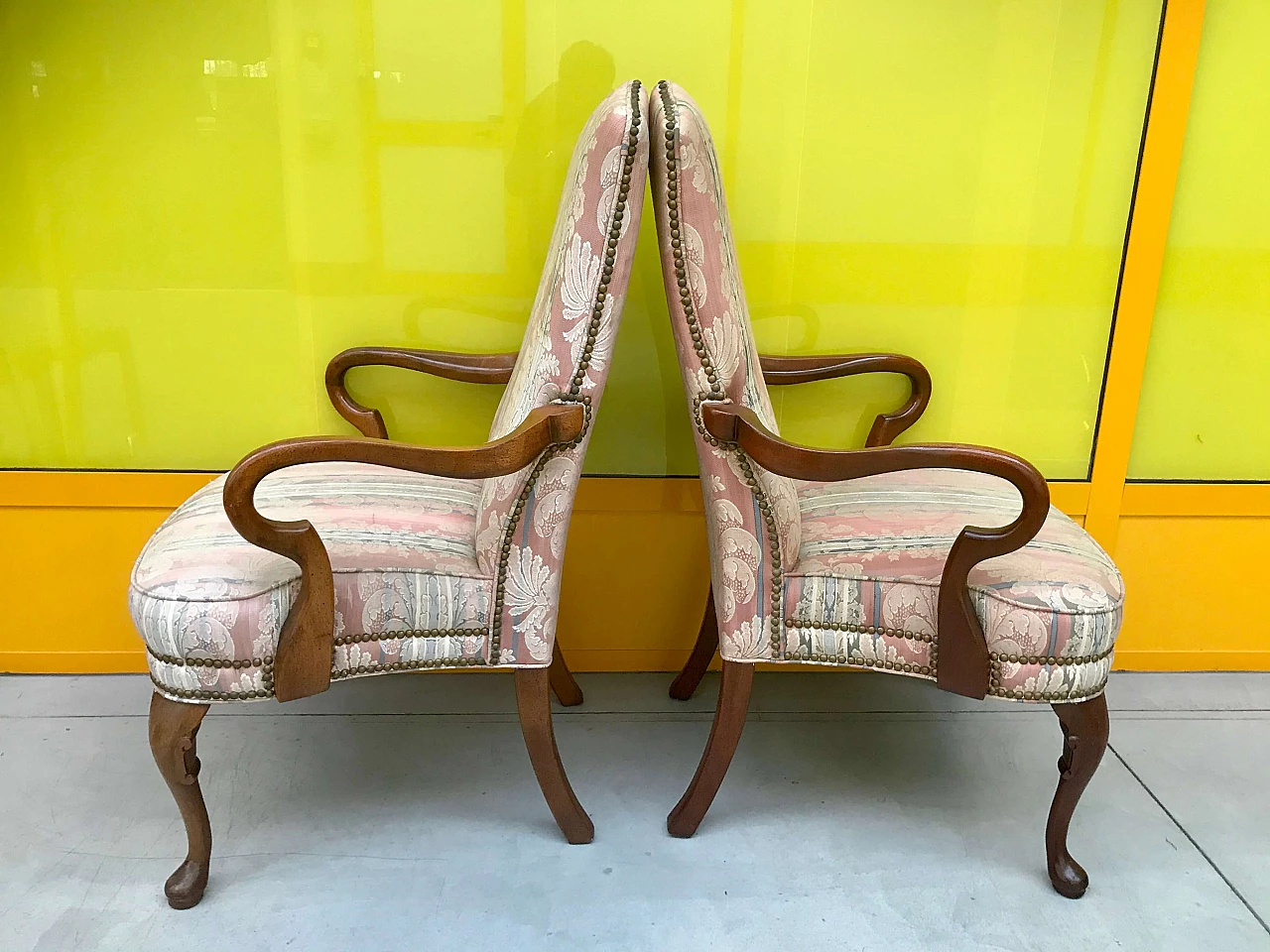 Pair of English mahogany armchairs moves, 19th century 1165371