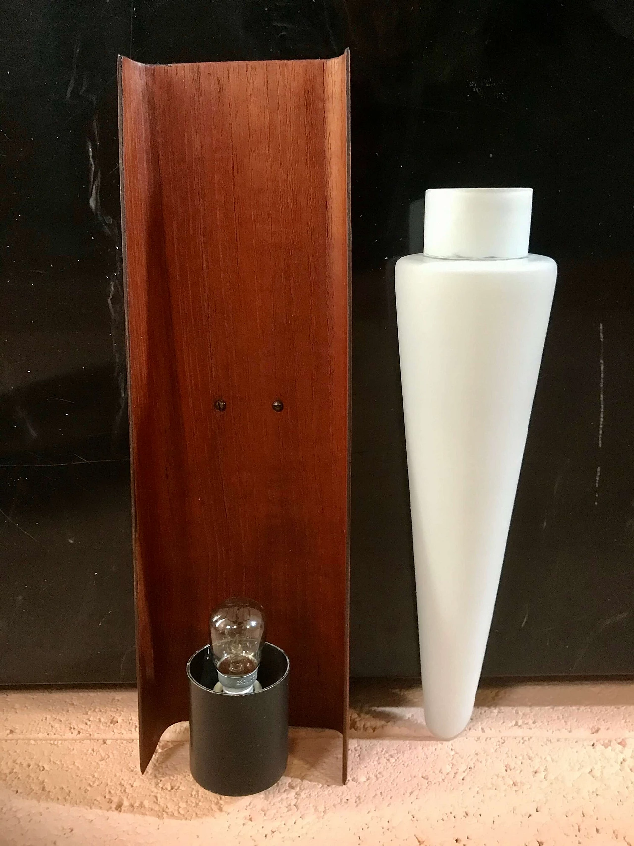 Pair of sconces in curved metal, veneer teak and white opaline glass, 60s 1166137
