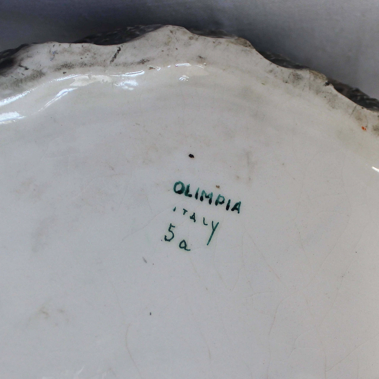 Statuetta in ceramica di Donna firmata Olimpia, anni '40 1166353