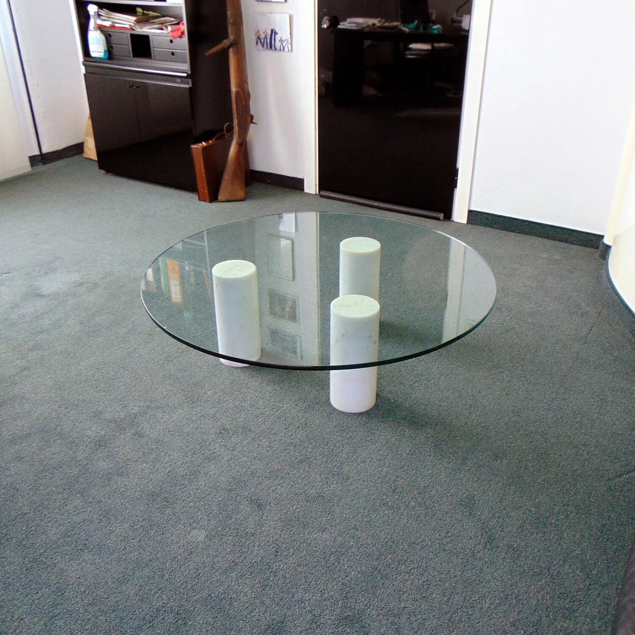 White marble coffee table and crystal top, 80's 1167168