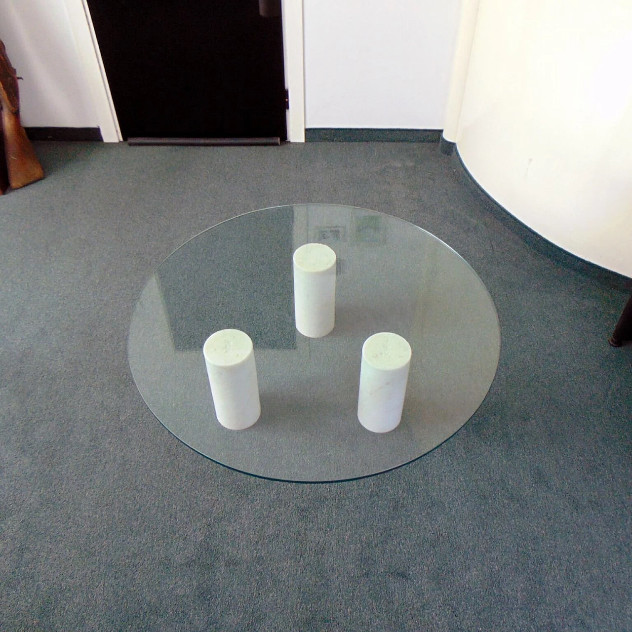 White marble coffee table and crystal top, 80's 1167169