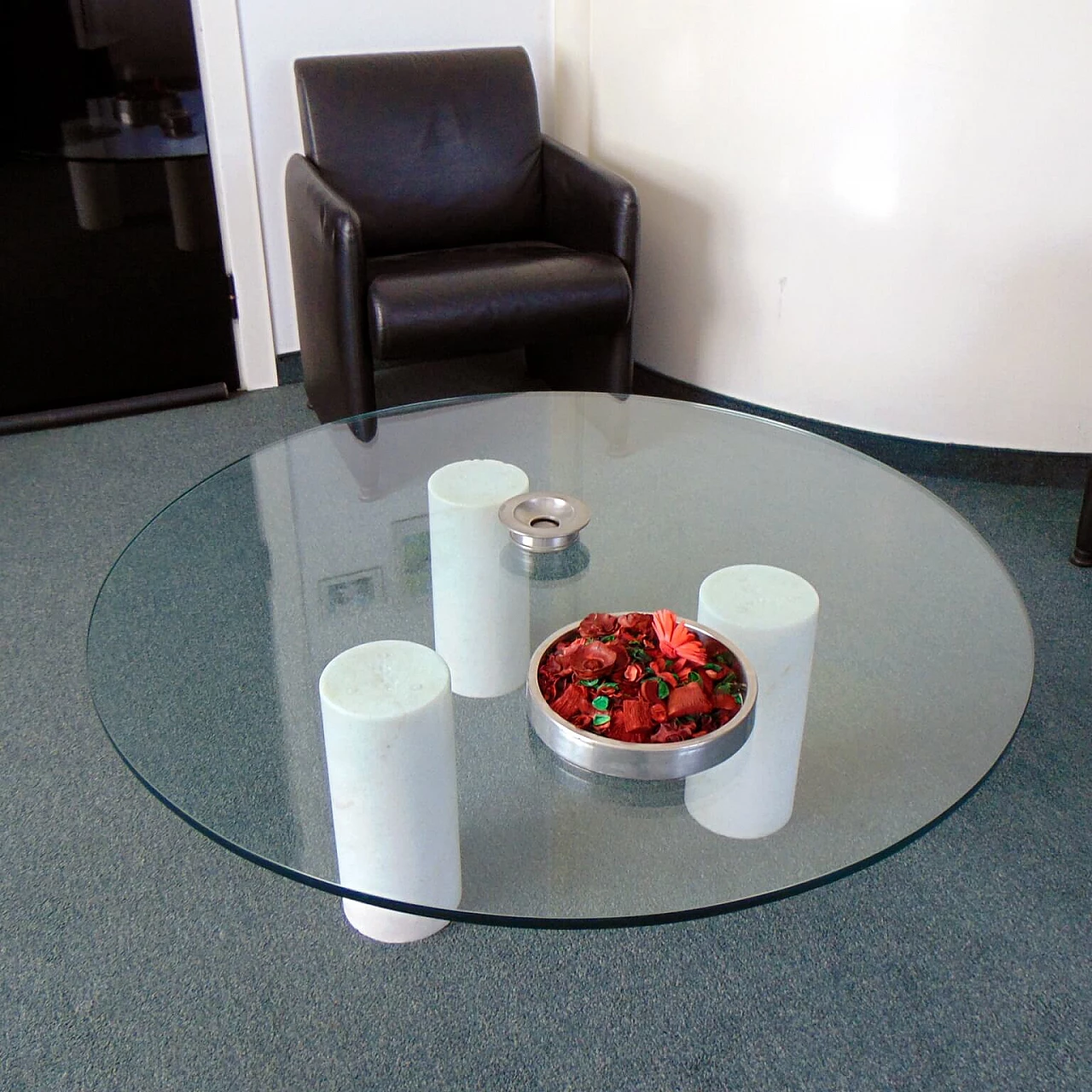 White marble coffee table and crystal top, 80's 1167177