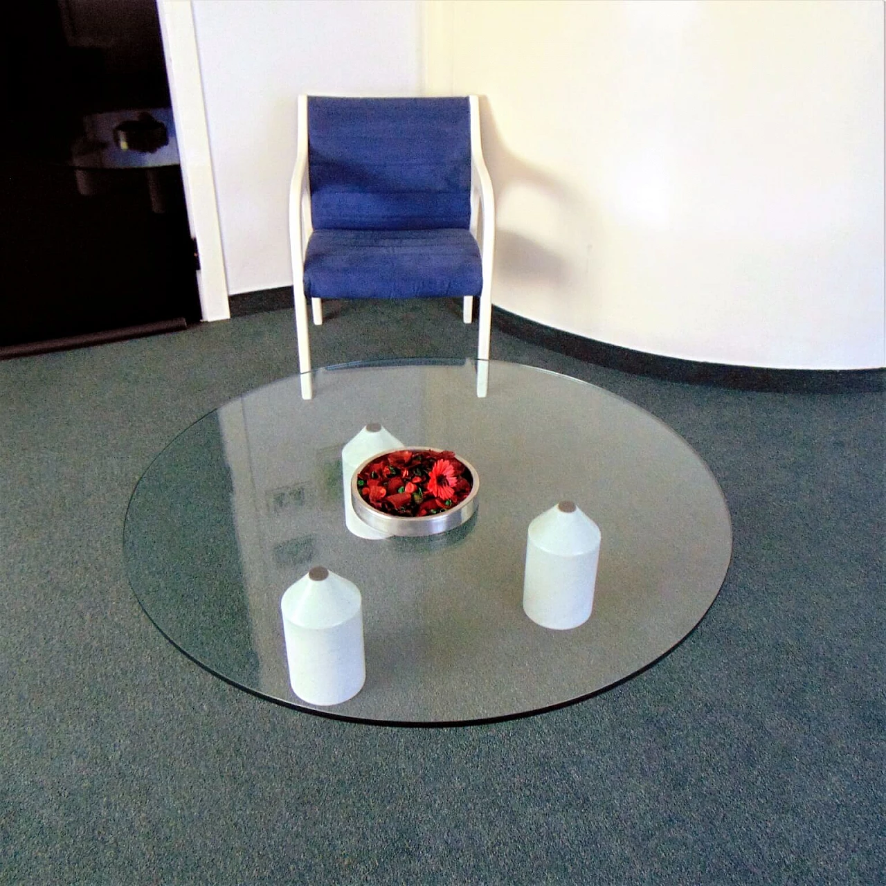 Coffee Table with Round Crystal Top, 1980s, 3 White Marble Legs 1167194
