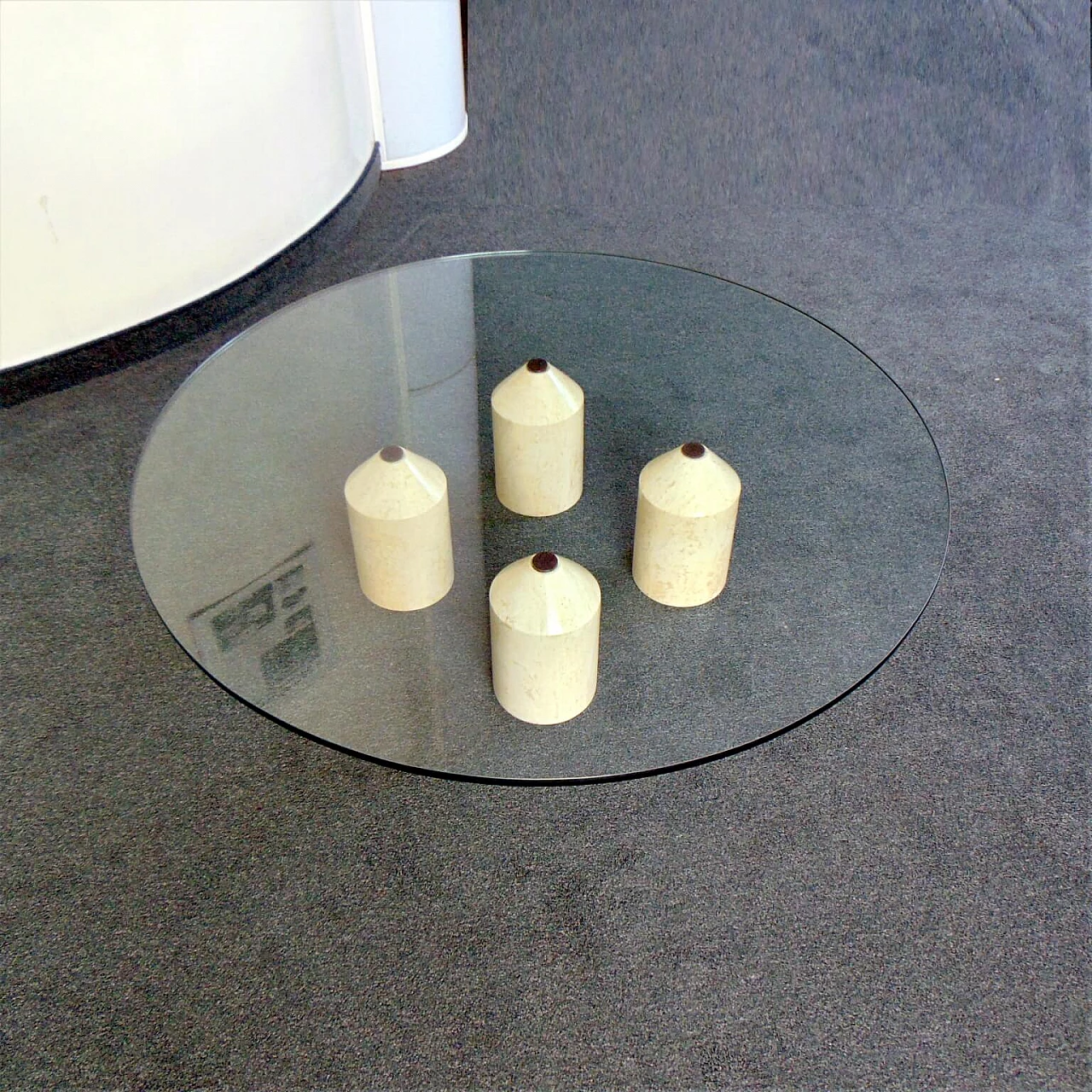 Coffee Table with 4 Pencil-Shaped Travertine Legs and Round Glass Top 1167211