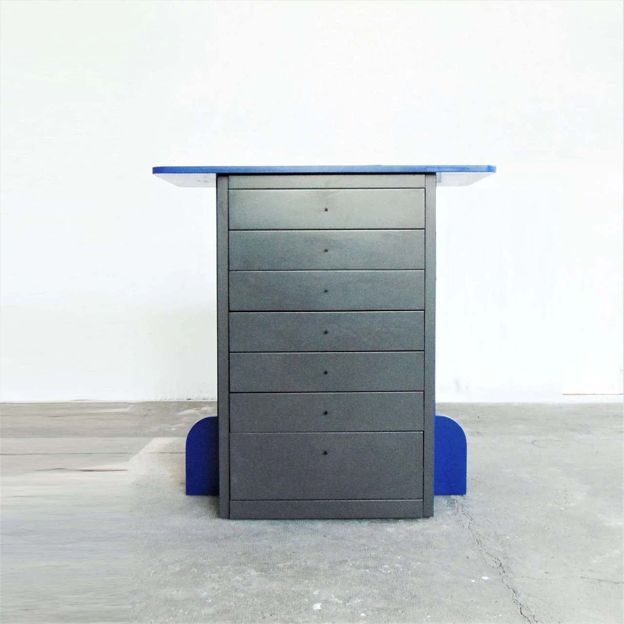 Chest of Drawers with Satin Gray and Blue Lacquer, 1990s, Sormani 1167277