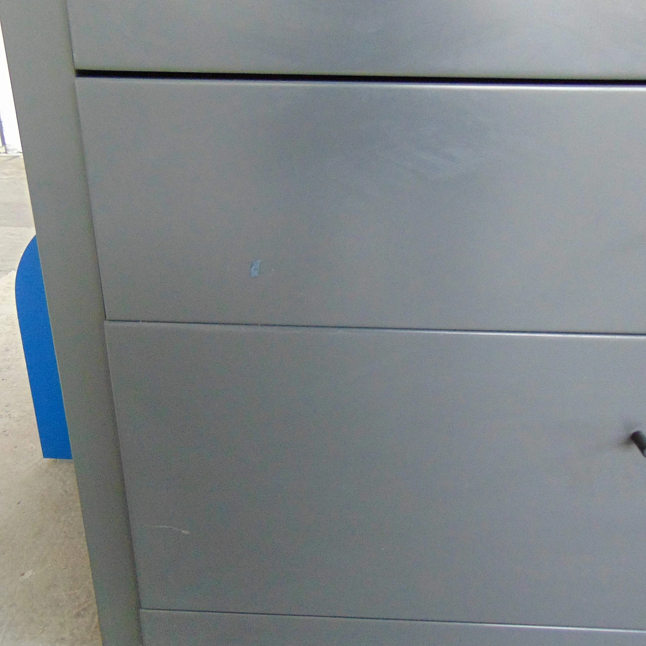 Chest of Drawers with Satin Gray and Blue Lacquer, 1990s, Sormani 1167282