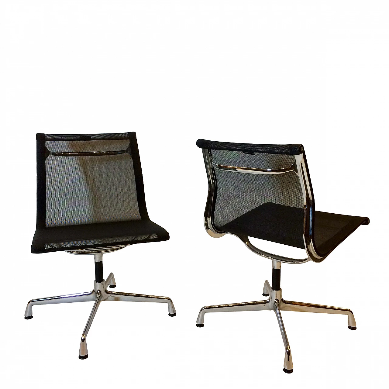 Coppia di sedie girevole EA di Charles & Ray Eames per Vitra, anni '70 1167485