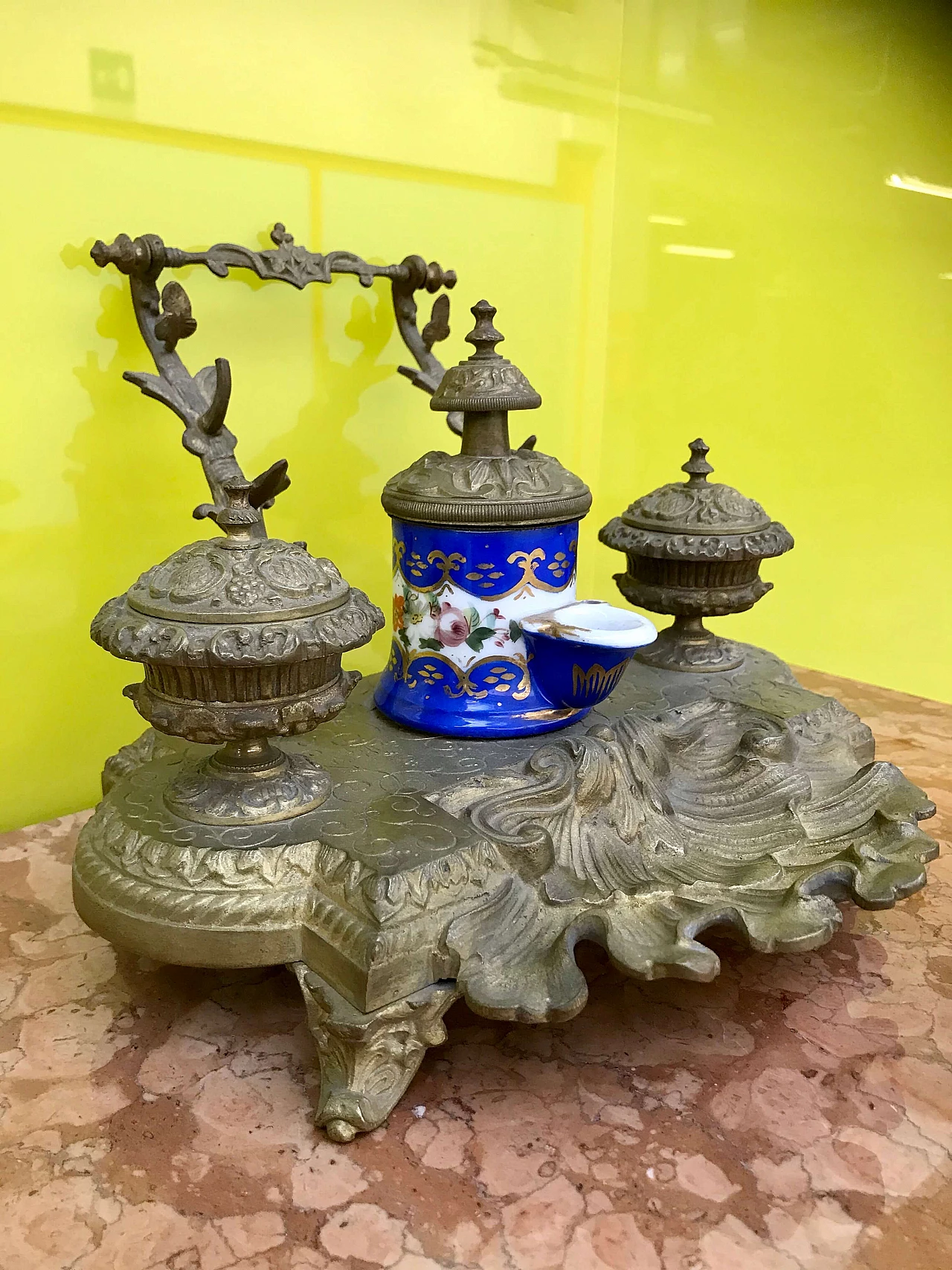 Sevrès porcelain and bronze inkwell with Pen Holder, 19th century 1167731