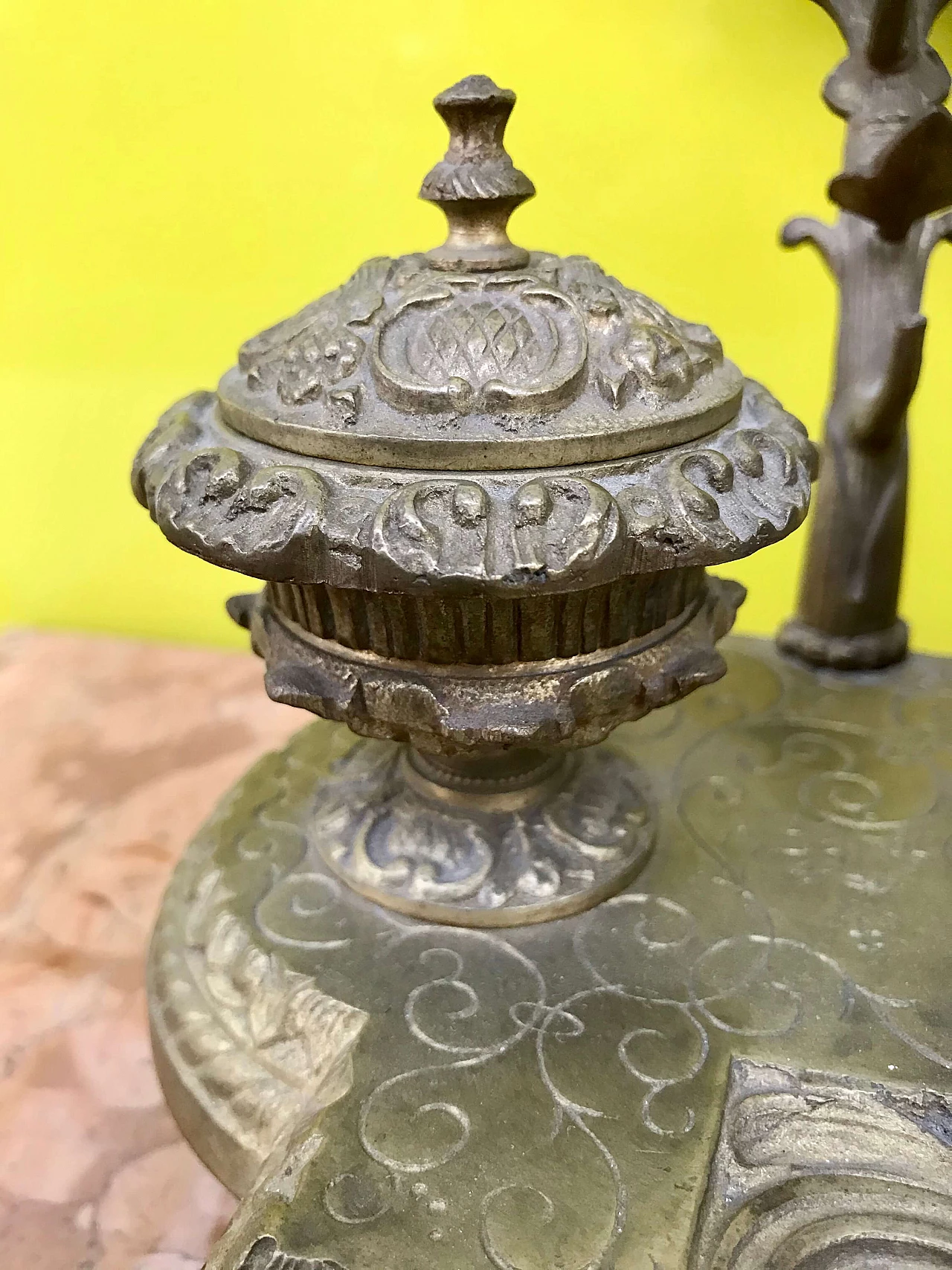 Sevrès porcelain and bronze inkwell with Pen Holder, 19th century 1167734
