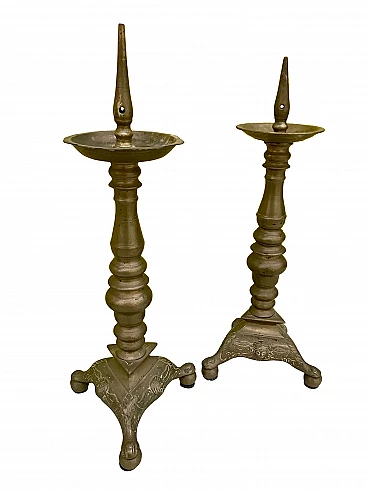 Pair of Italian candlesticks or torch holders in bronze, 17th century