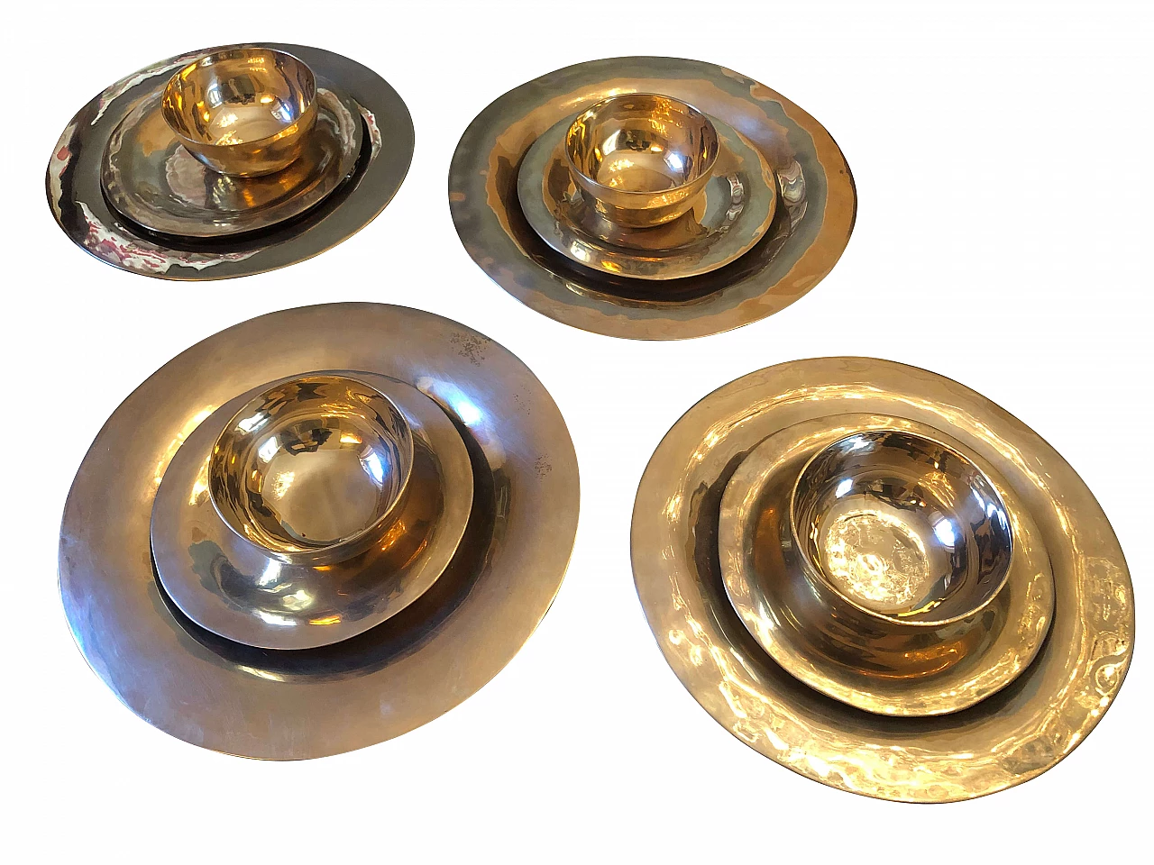 Servizio di piatti Thailandese per 12, in ottone dorato 1168498