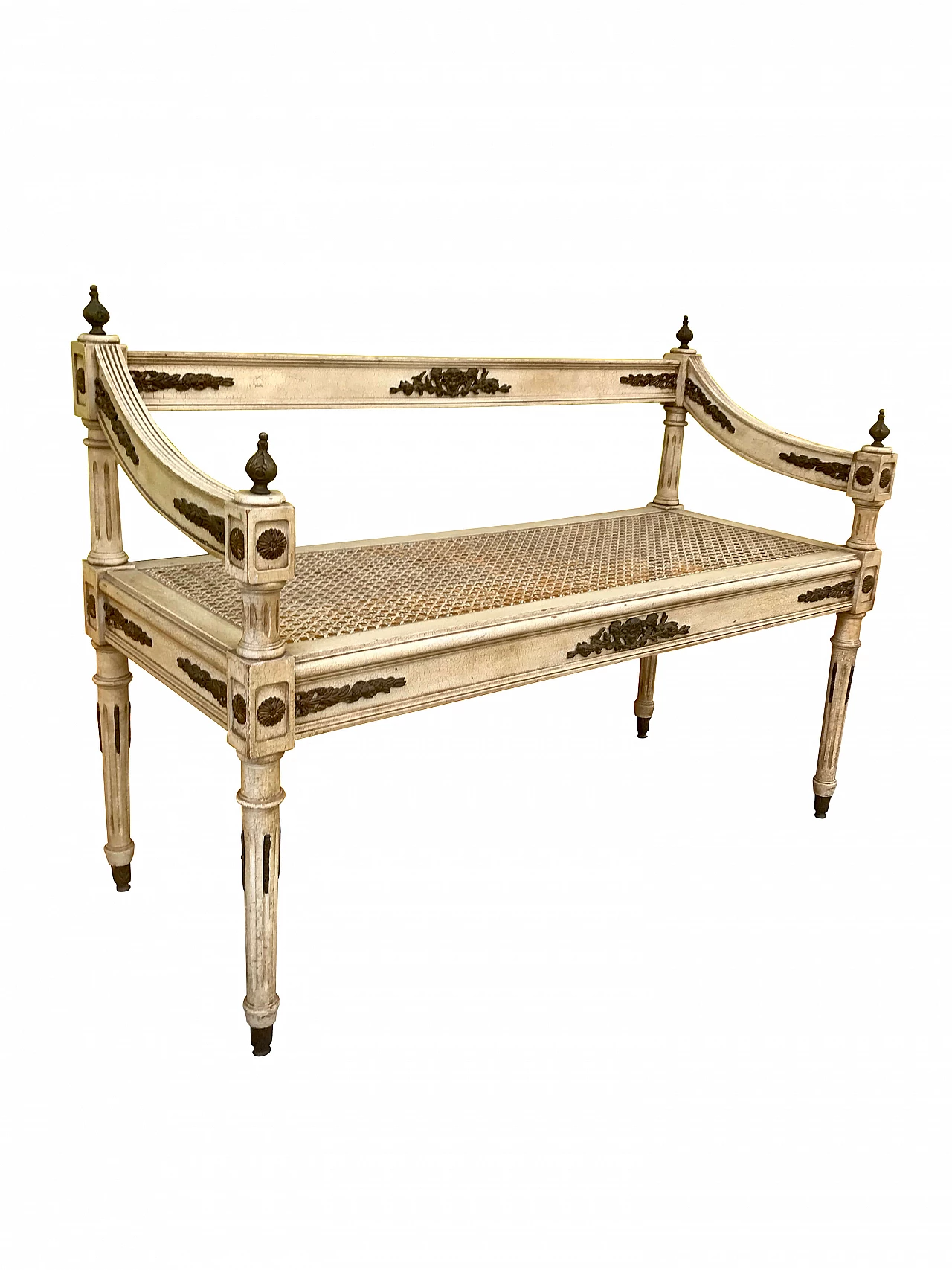 Louis XVI style sofa bench lacquered in ivory cracklè lacquer with Vienna straw seat and rich of bronzes, early 20th century 1168519