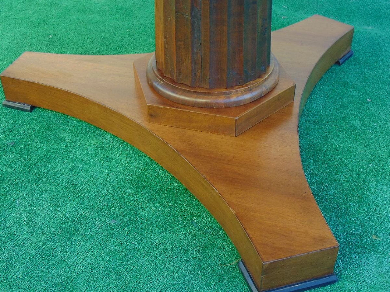 Tavolo rotondo periodo Impero in noce, '800 1168988