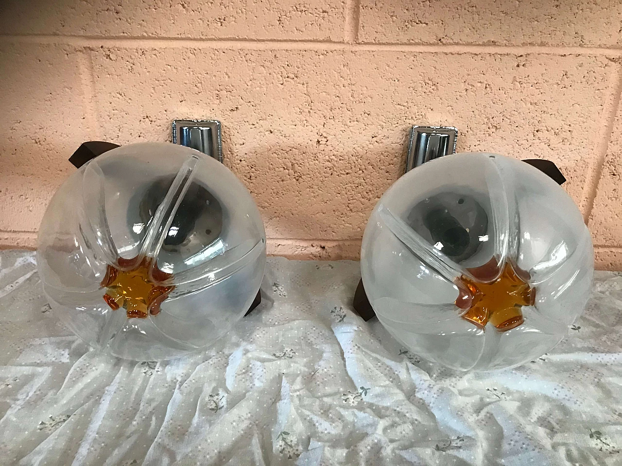 Pair of wall sconces in Murano Glass, chromed wood metal, 70's 1170698