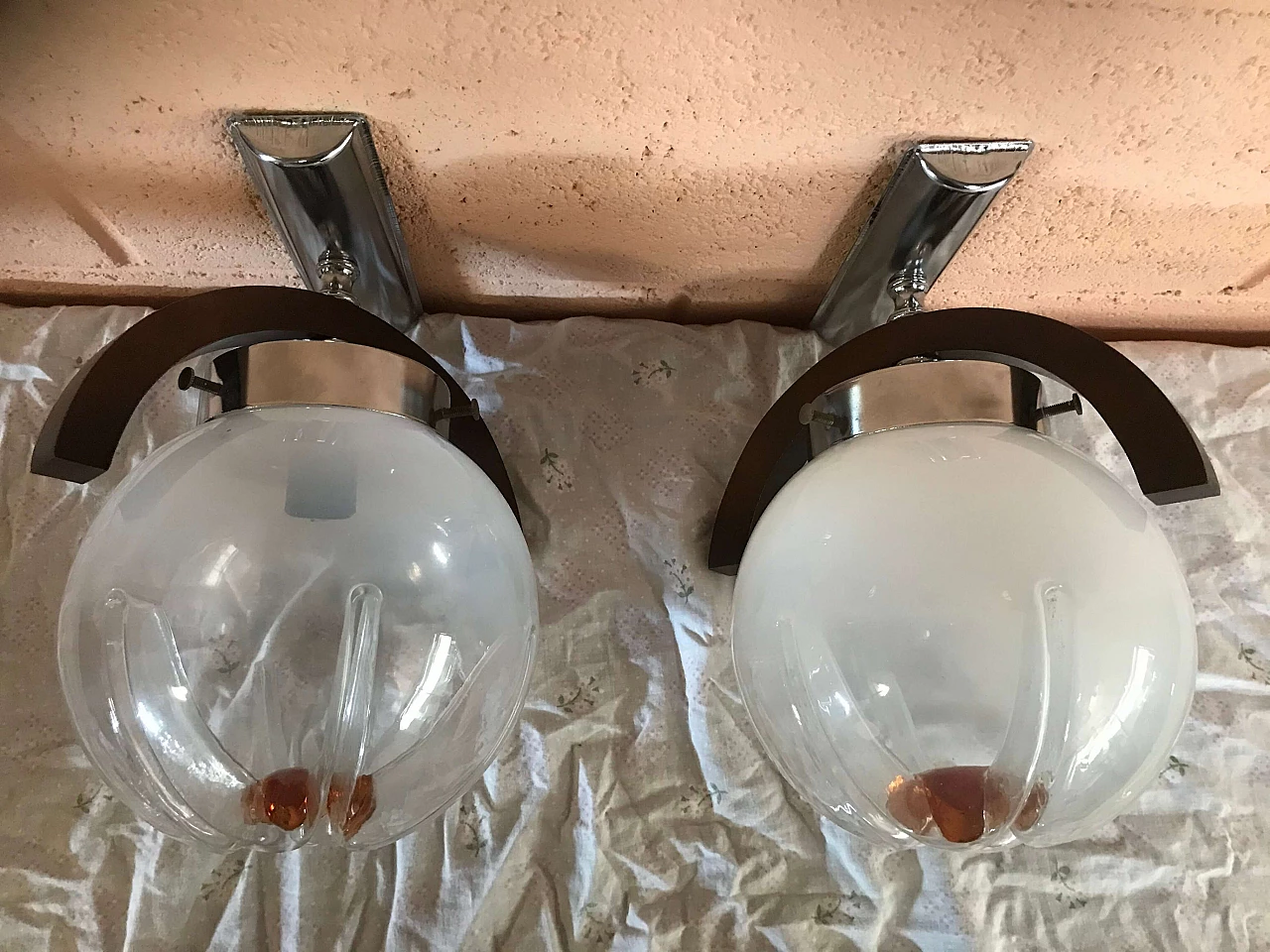 Pair of wall sconces in Murano Glass, chromed wood metal, 70's 1170699