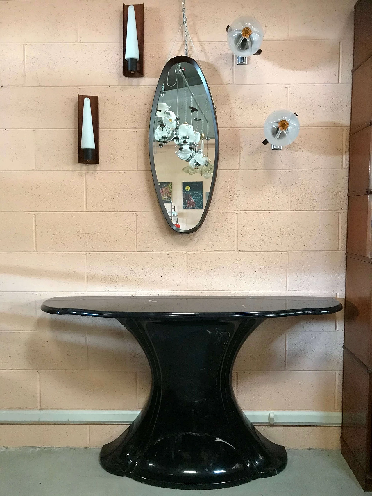 Coppia di appliques in Vetro di Murano, metallo cromato a legno, anni ’70 1170705