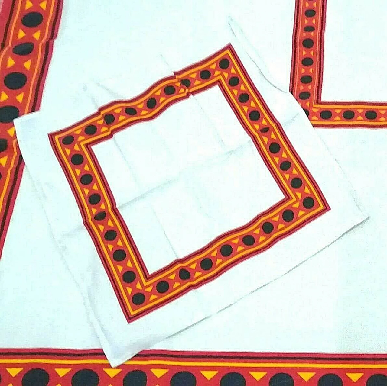 Tablecloth with 6 napkins Paulista by Armando Testa, 70's 1170889