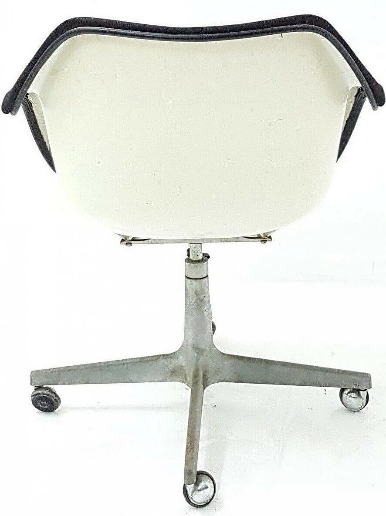 Conchiglia armchair by Robin Day for Hille, 70s 1171795