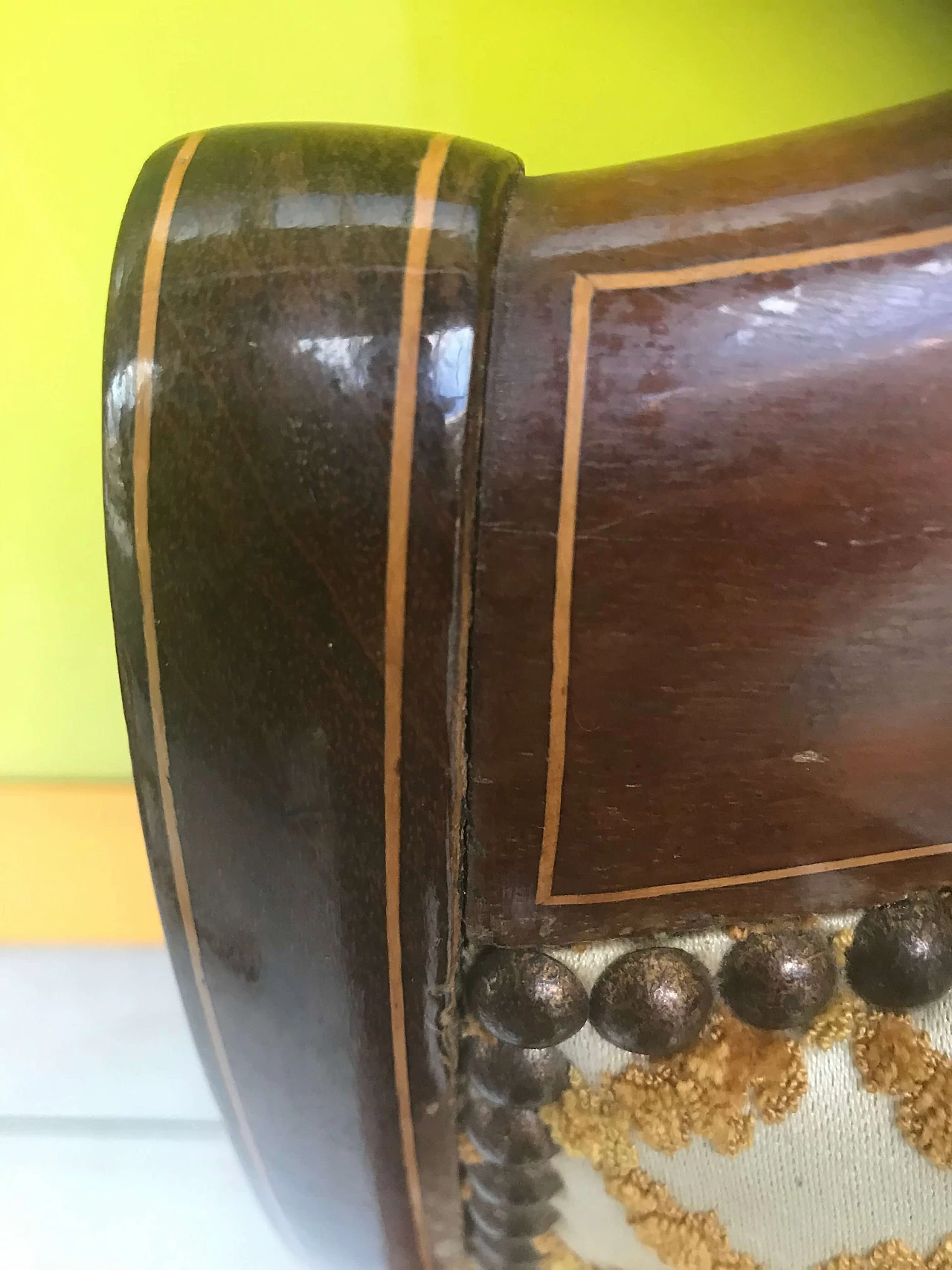 Charles X French armchair in mahogany with maple fillets, first half 19th century 1175076